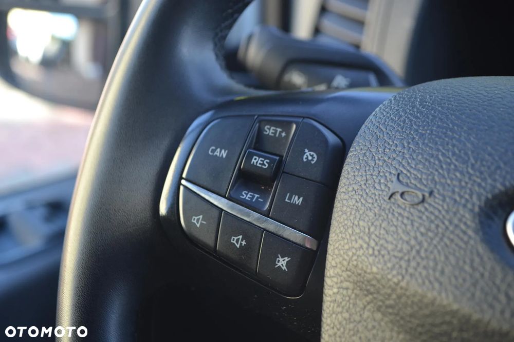 Ford Transit 350 L4 RWD Trend - 28