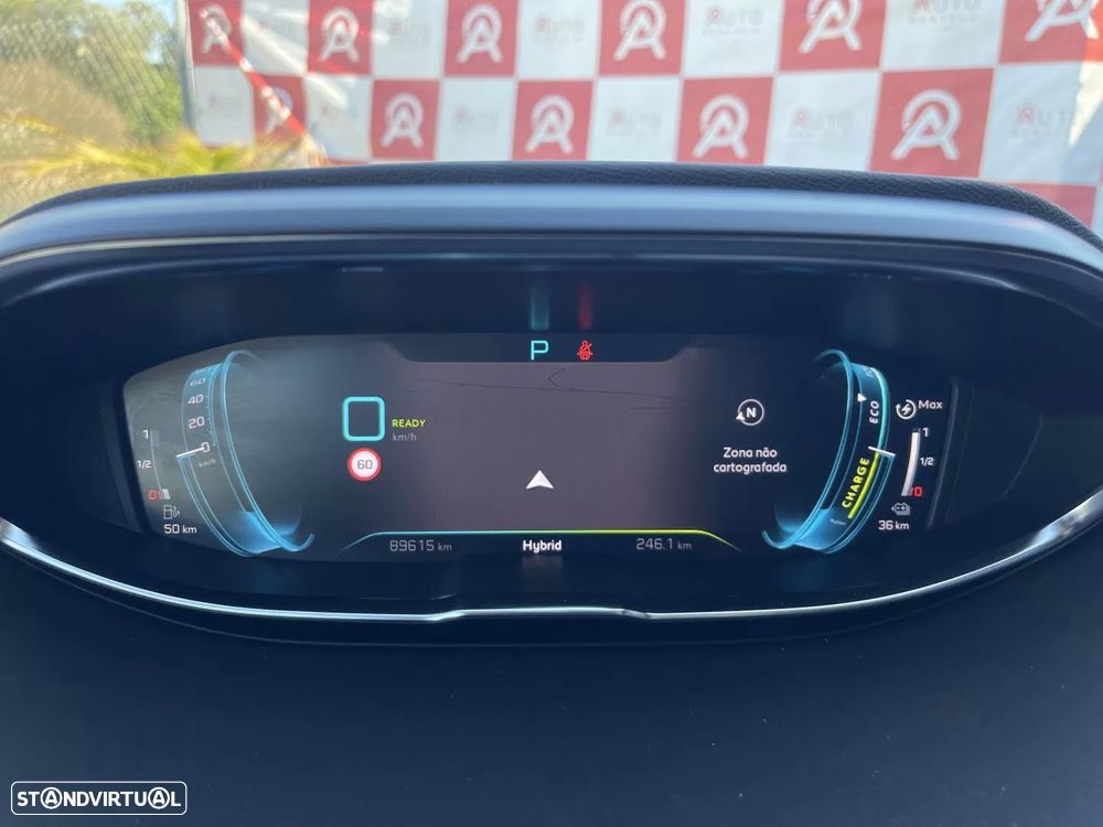 Peugeot 3008 1.6 Hybrid Allure Pack e-EAT8 - 24