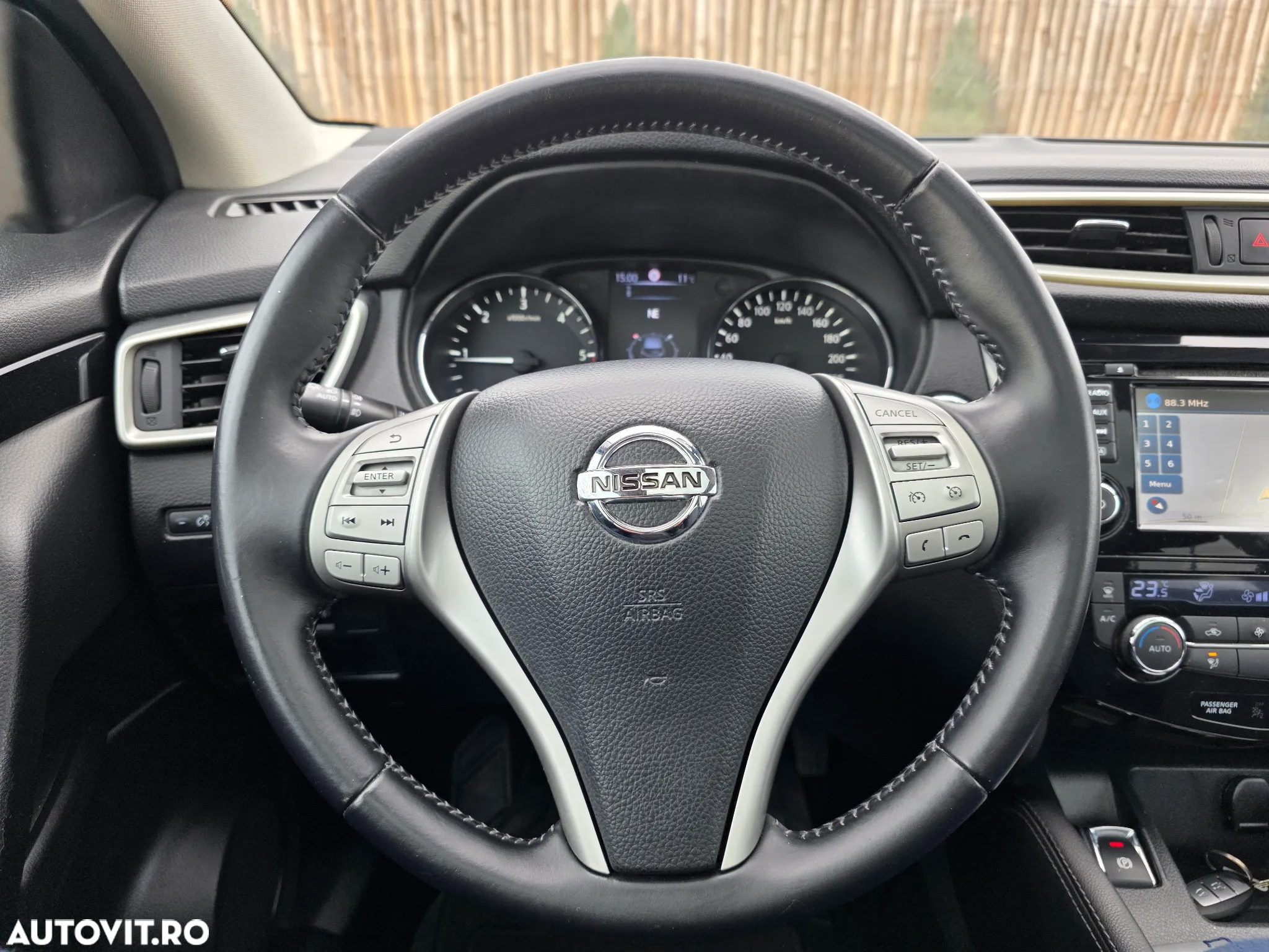 Nissan Qashqai 1.6 DCI TEKNA - 25