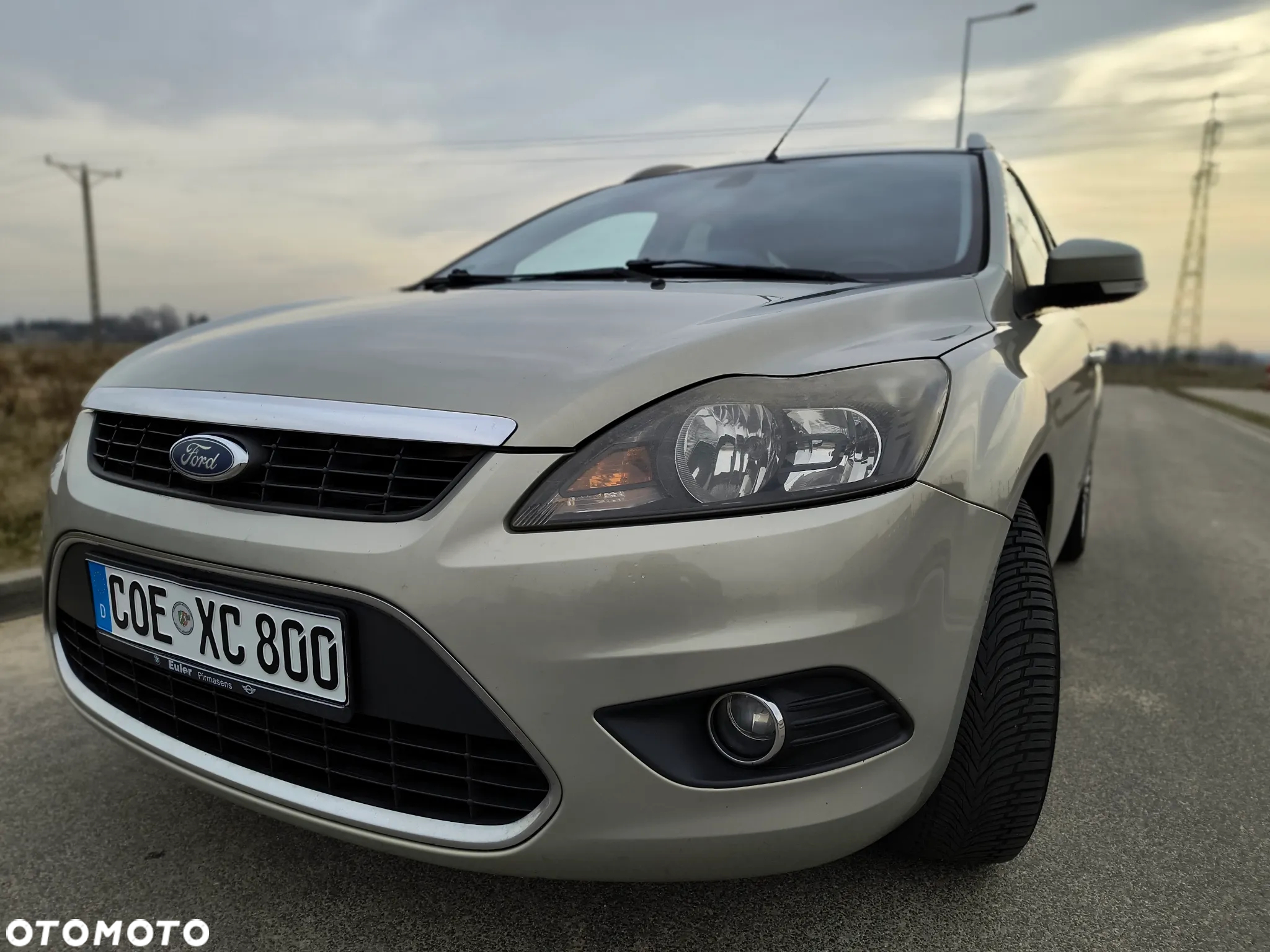 Ford Focus 1.6 16V Ghia - 4