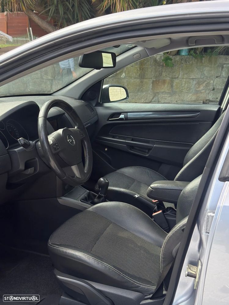 Opel Astra 1.7 CDTI Cosmo M5 - 24