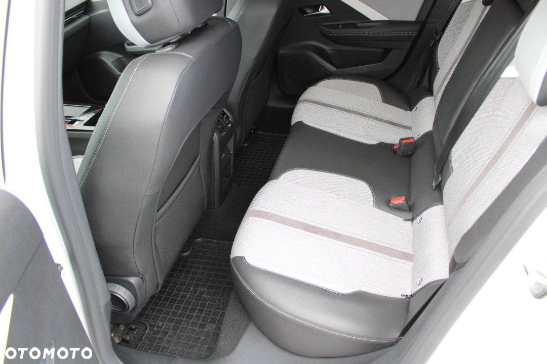 Opel Astra - 19