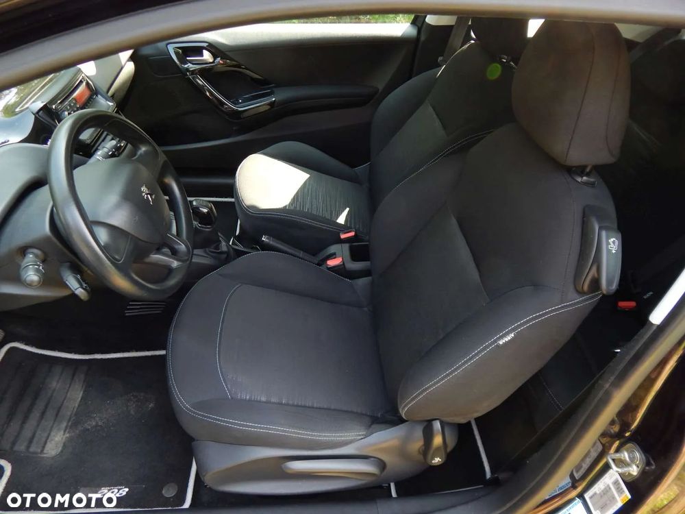 Peugeot 208 1.0 VTi/PureTech Access - 11
