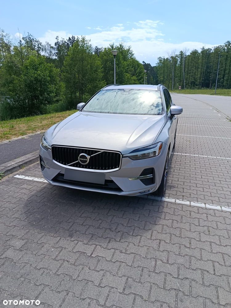 Volvo XC 60 B5 B Momentum - 3