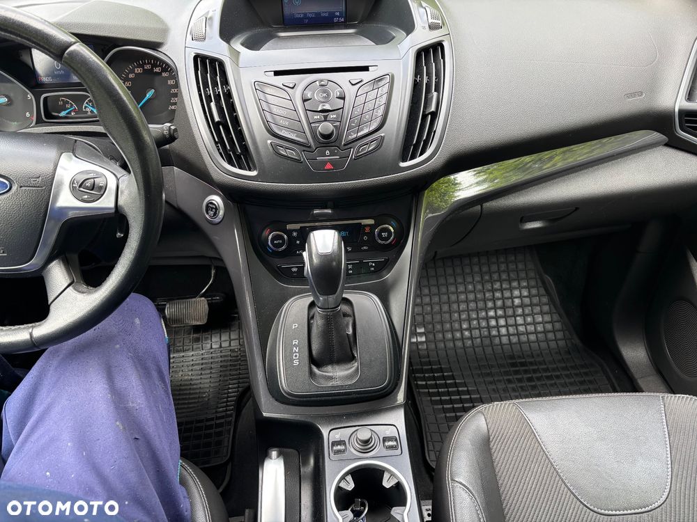 Ford Kuga - 18