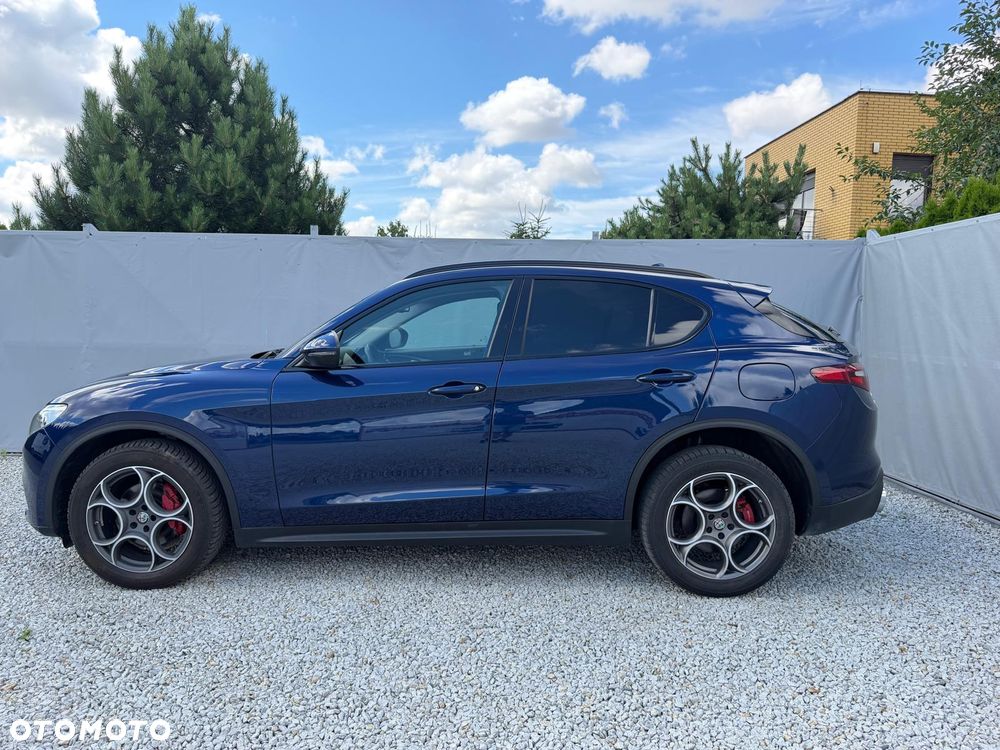 Alfa Romeo Stelvio 2.0 Turbo Estrema Q4 - 9