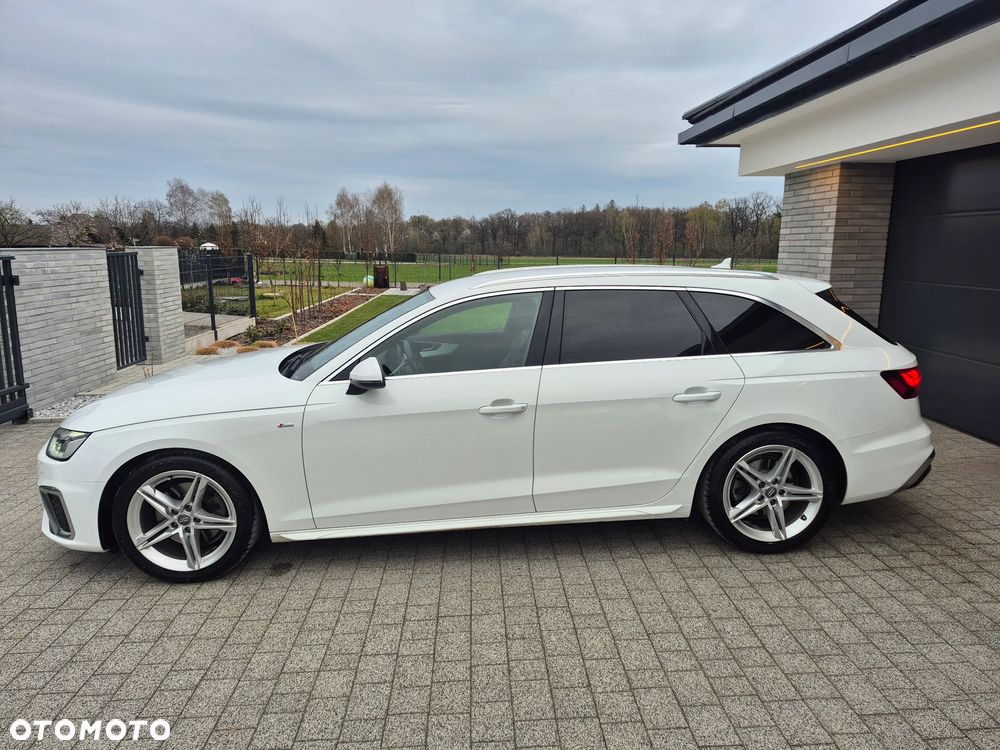 Audi A4 Avant 35 TFSI mHEV S Line S tronic - 4