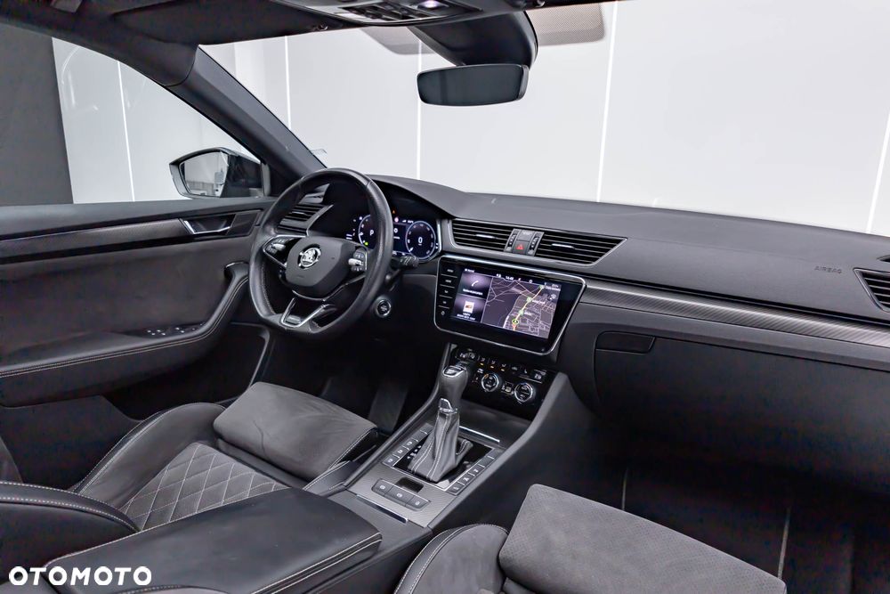 Skoda Superb 2.0 TDI 4x4 DSG Sportline - 25