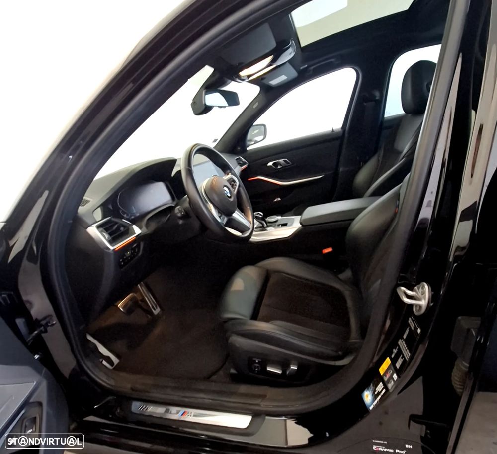 BMW 330 - 4