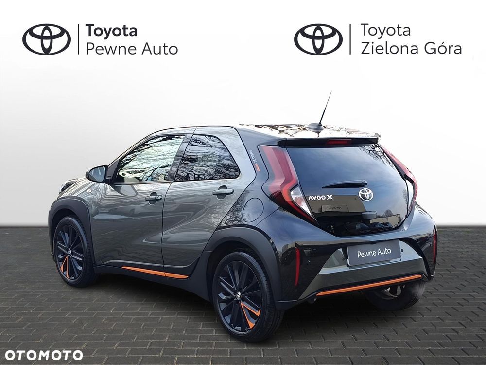 Toyota Aygo X 1.0 VVT-i Limited CVT - 3