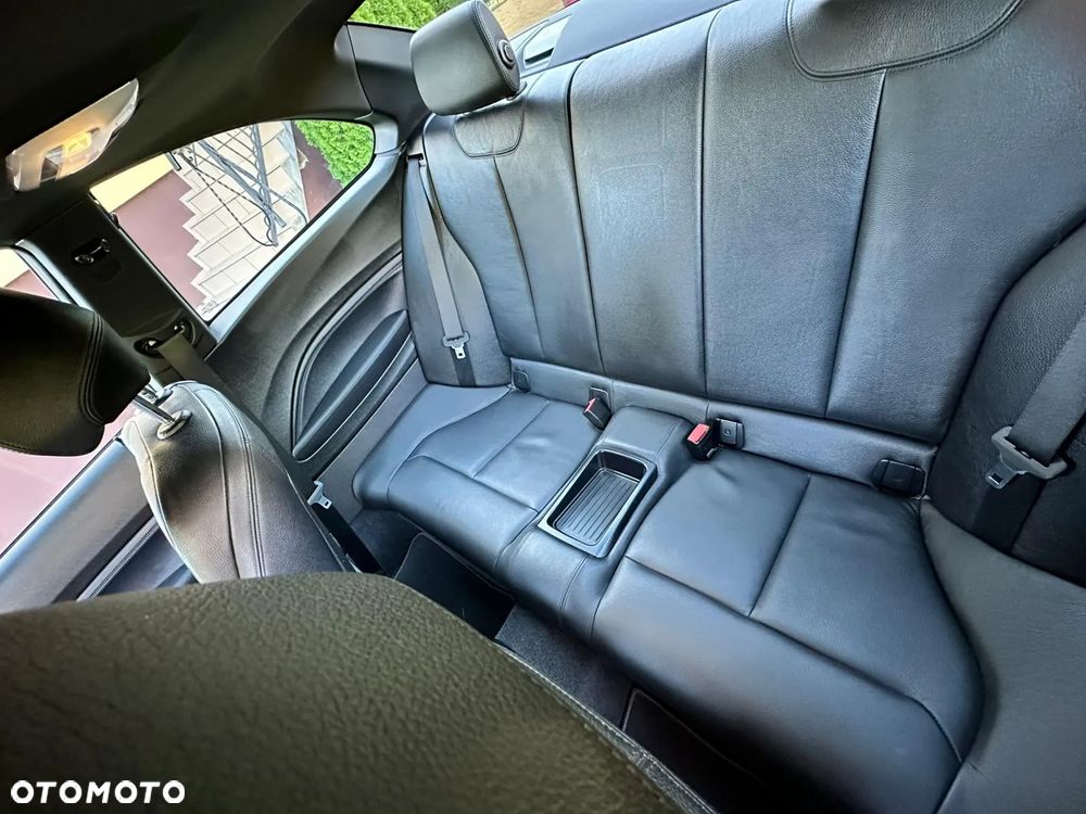BMW Seria 2 220d Coupe Sport Line - 23