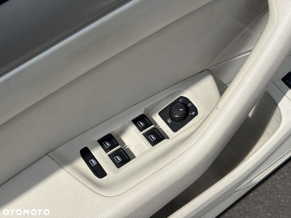 Volkswagen Passat 1.6 TDI BMT Comfortline - 14
