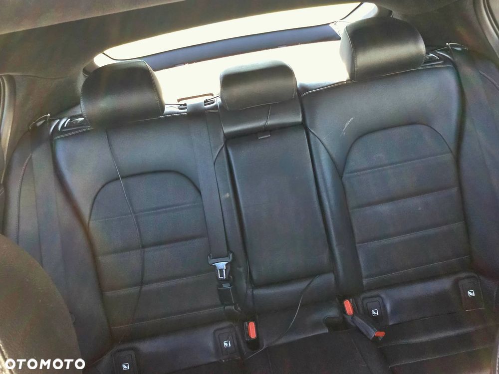 Kia Stinger 2.0 T-GDI GT Line - 17