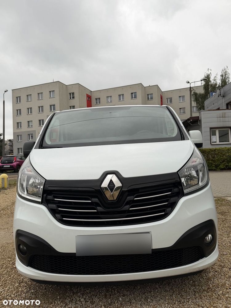 Renault Trafic Grand 1.6 dCi - 22