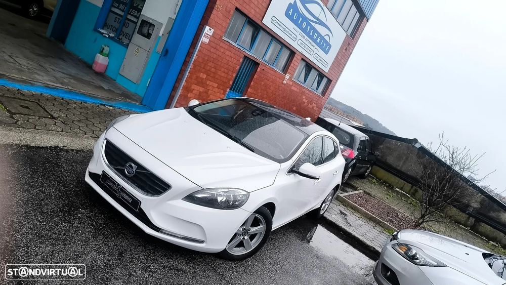 Volvo V40 1.6 D2 Eco Momentum - 1