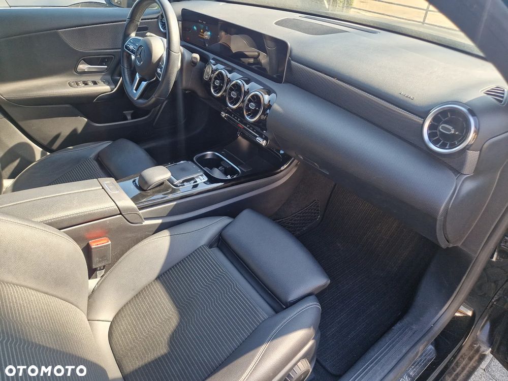 Mercedes-Benz Klasa A 200 7G-DCT Advanced Progressive - 11