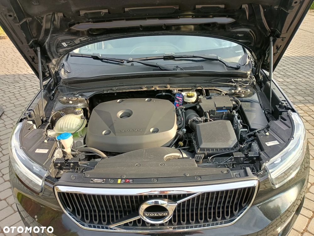 Volvo XC 40 T4 Geartronic Momentum - 22