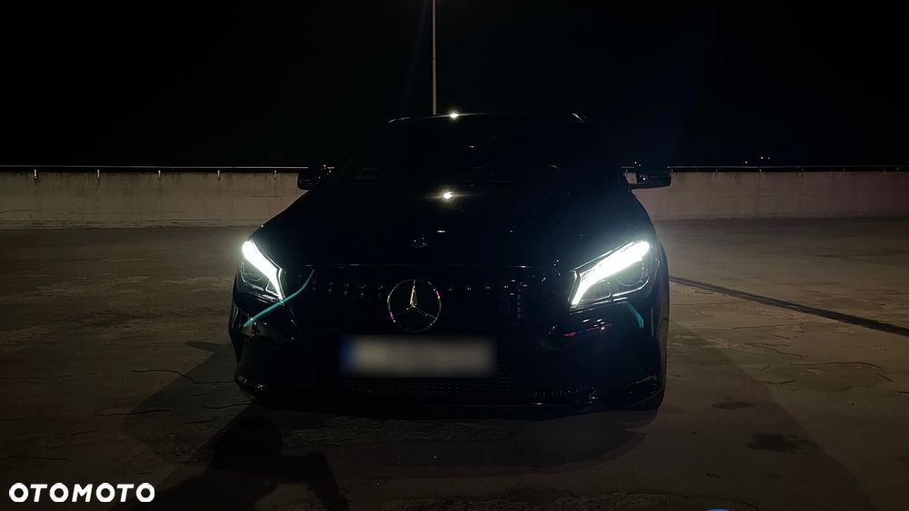Mercedes-Benz CLA 250 4-Matic - 9