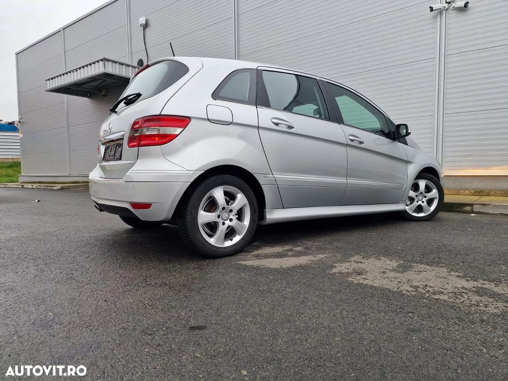Mercedes-Benz B 200 CDI Autotronic - 26