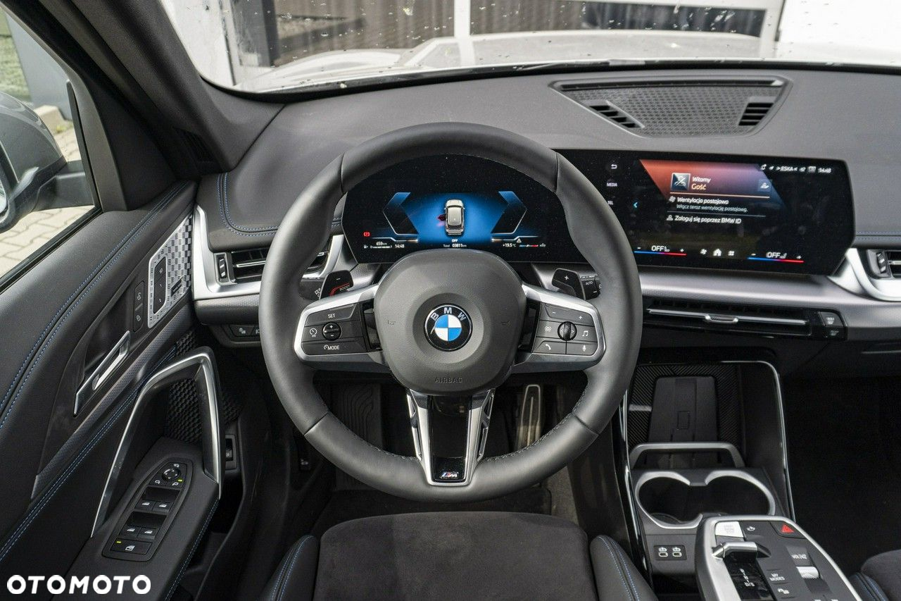 BMW X1 sDrive18i - 15