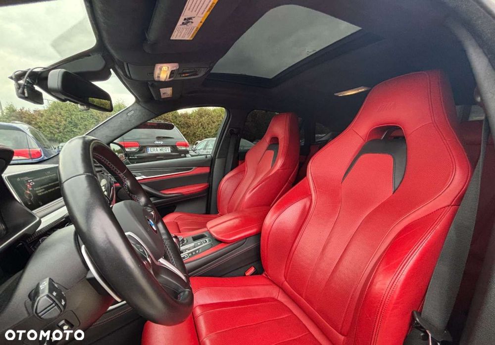 BMW X6M - 12