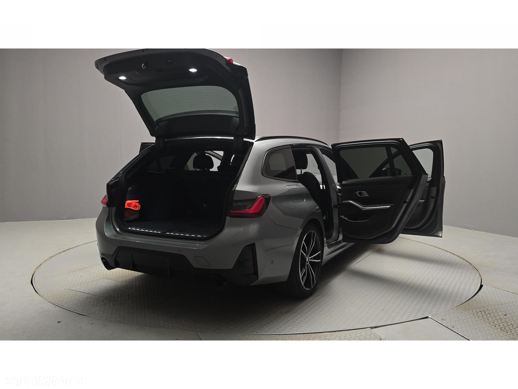 BMW Seria 3 320d M Sport sport - 10
