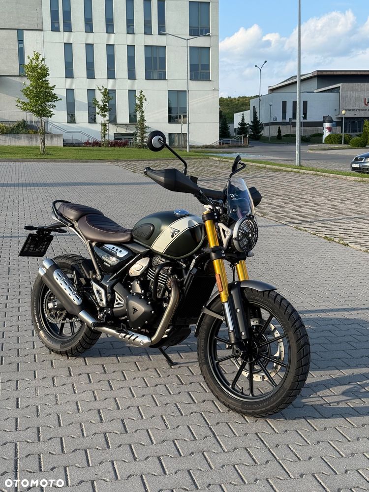 Triumph Scrambler - 2