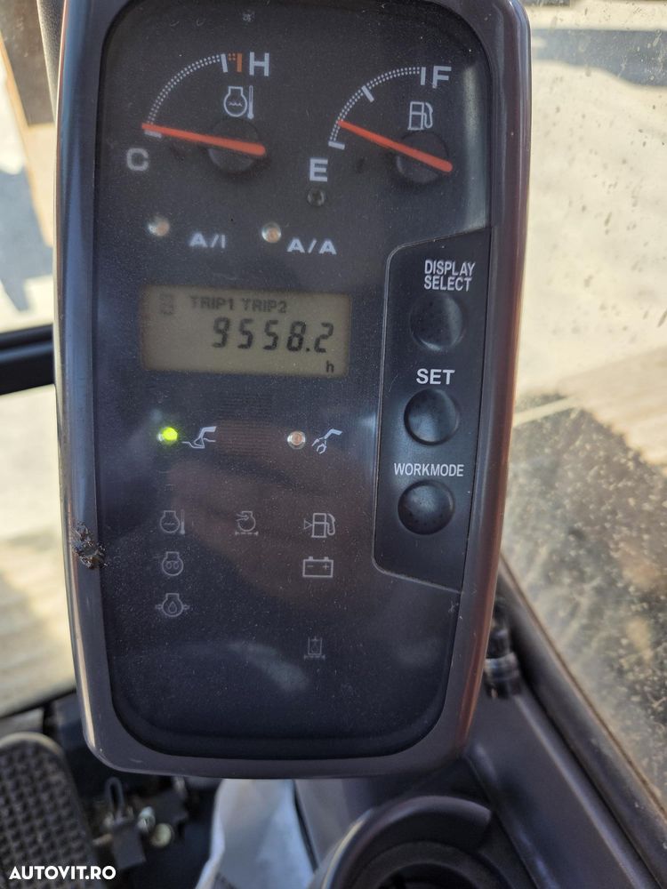 Hitachi ZX225, 23tone, cupa 1,3mc, 2006, 9.558h, Inst hidr picon pe brate, inst hidr rotire pe brate, pregatire GPS trimble, senile late, motor Isuzu 6 cilindri 143CP, FOARTE BINE INTRETINUT-41900 EUR+Tva - 20