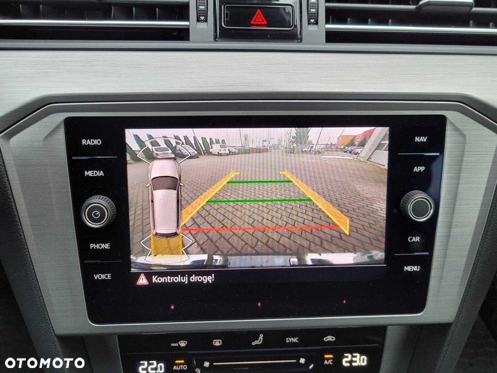 Volkswagen Passat - 6