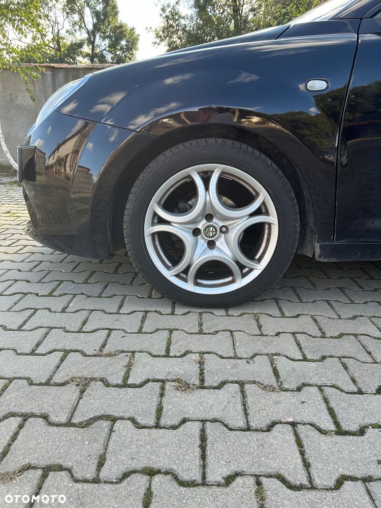 Alfa Romeo Mito - 4