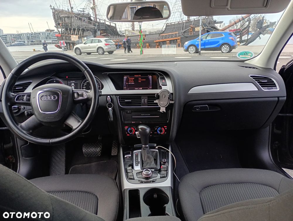 Audi A4 Avant - 14