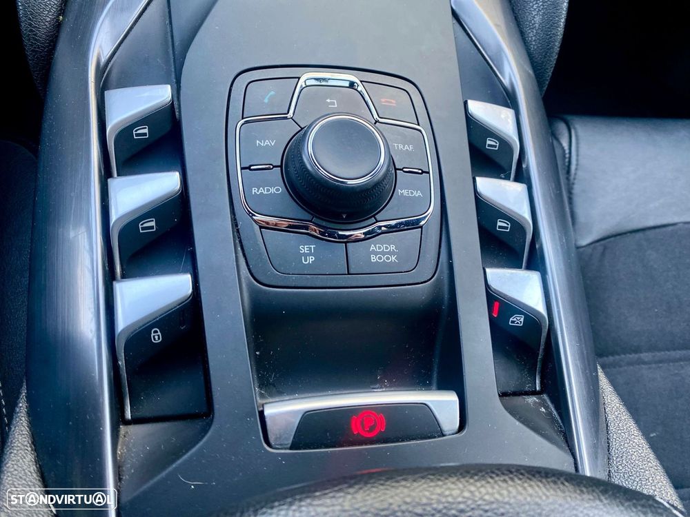 Citroën DS5 2.0 HDi Hy4 So Chic CMP6 102g - 23