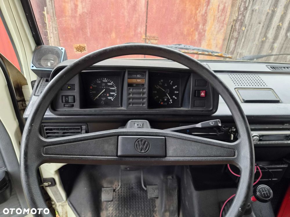 Volkswagen Transporter - 3