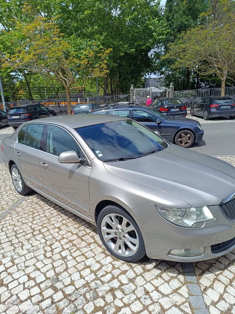 Skoda Superb 1.9 TDI Elegance - 1