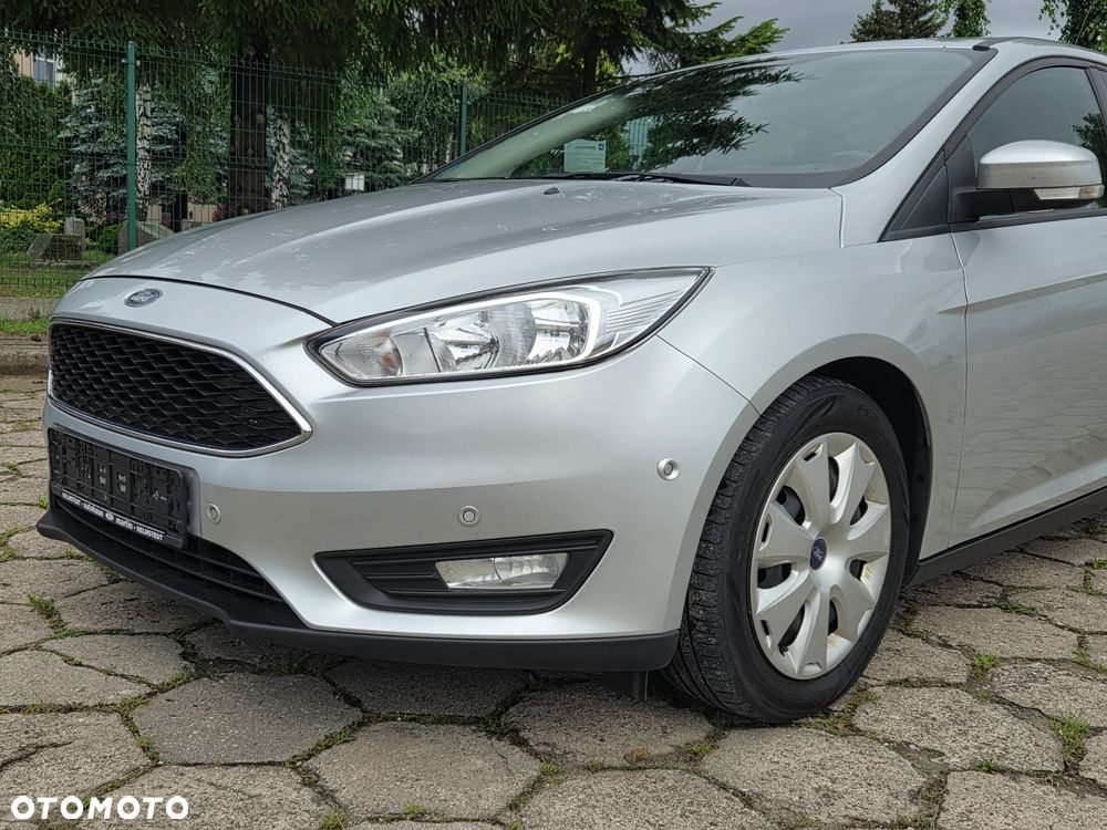 Ford Focus Turnier 1.5 TDCi ECOnetic 88g Start-Stopp-Sy Business - 13