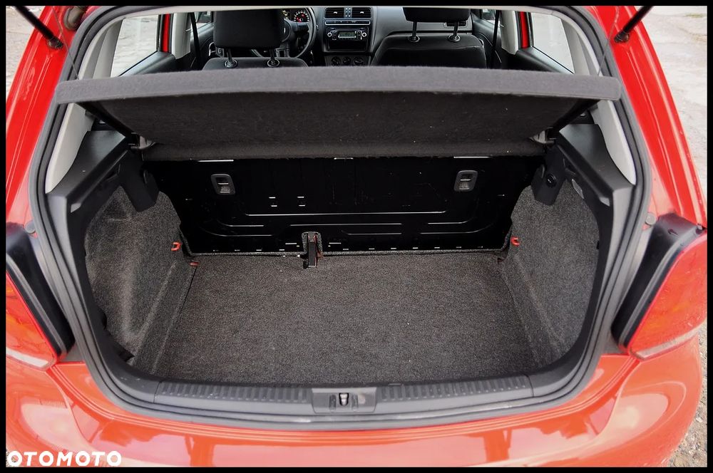 Volkswagen Polo 1.2 Comfortline - 27