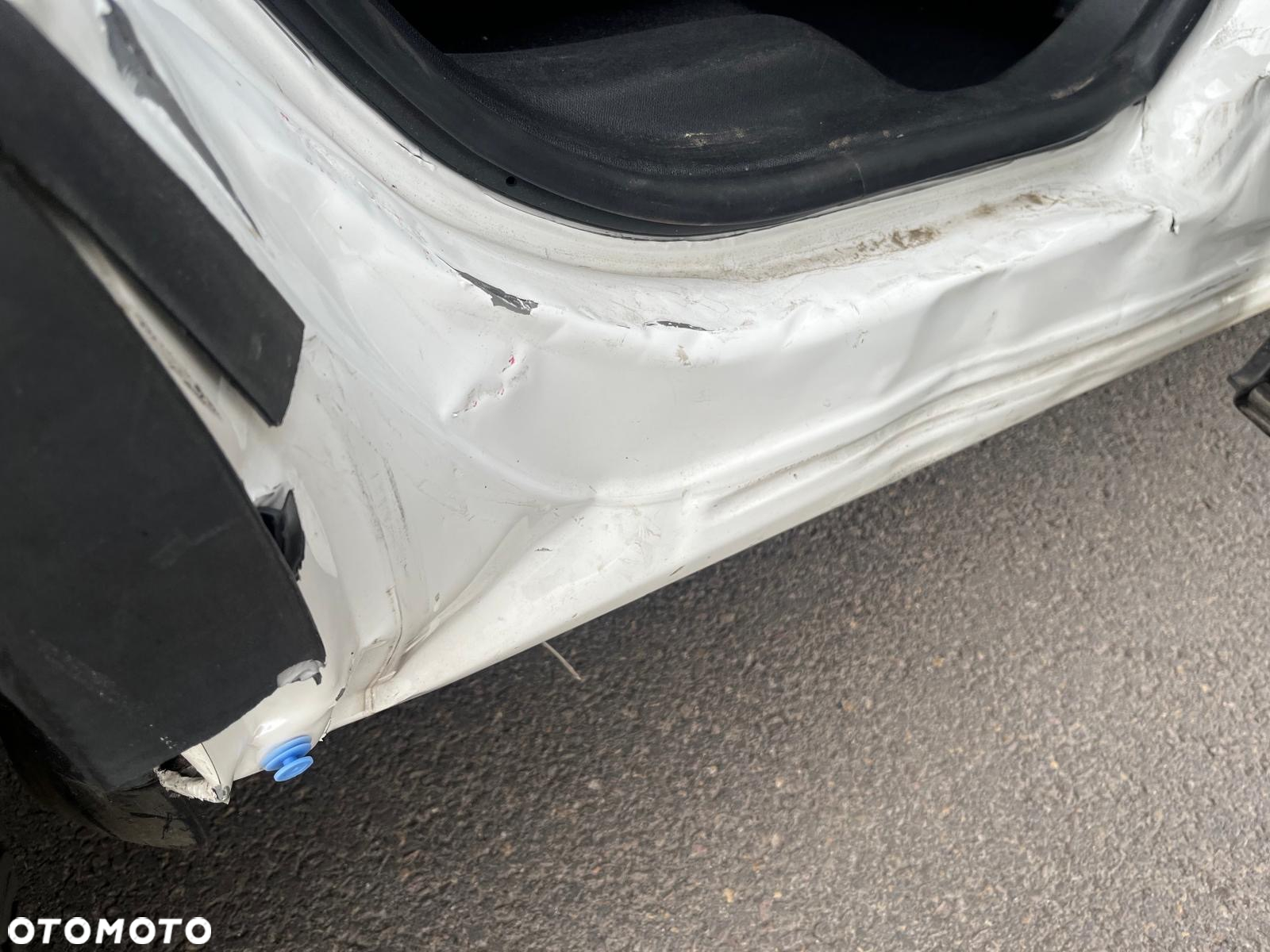 Peugeot 3008 PureTech 130 Stop & Start GPF Allure - 22