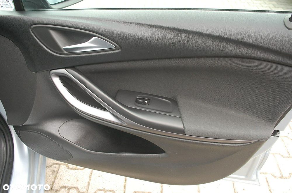 Opel Astra - 31