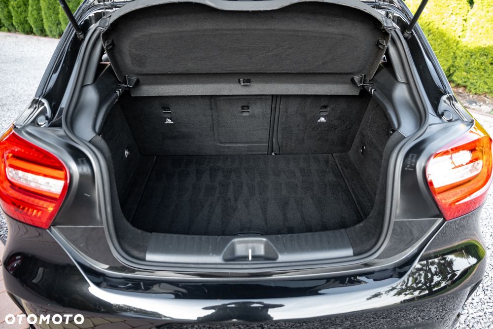 Mercedes-Benz Klasa A 250 4Matic 7G-DCT AMG Line - 20