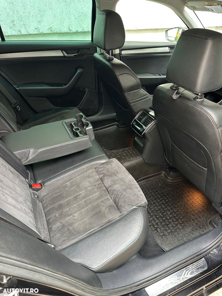 Skoda Superb 2.0 TDI DSG Sportline - 6