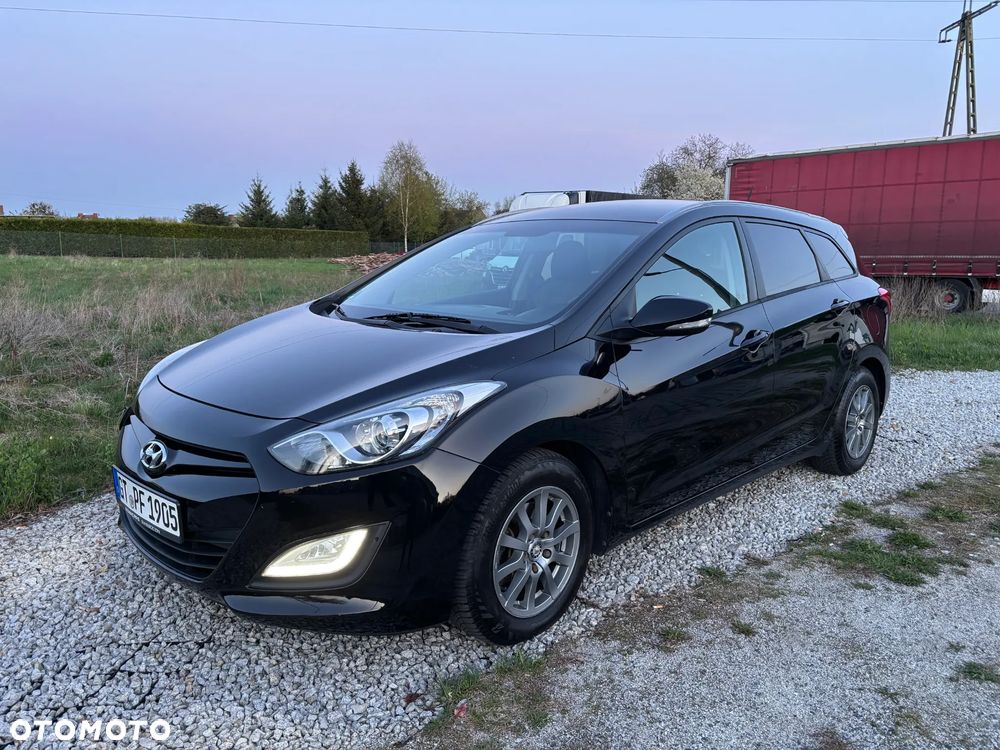 Hyundai i30 i30cw 1.6 CRDi Intro Edition - 3