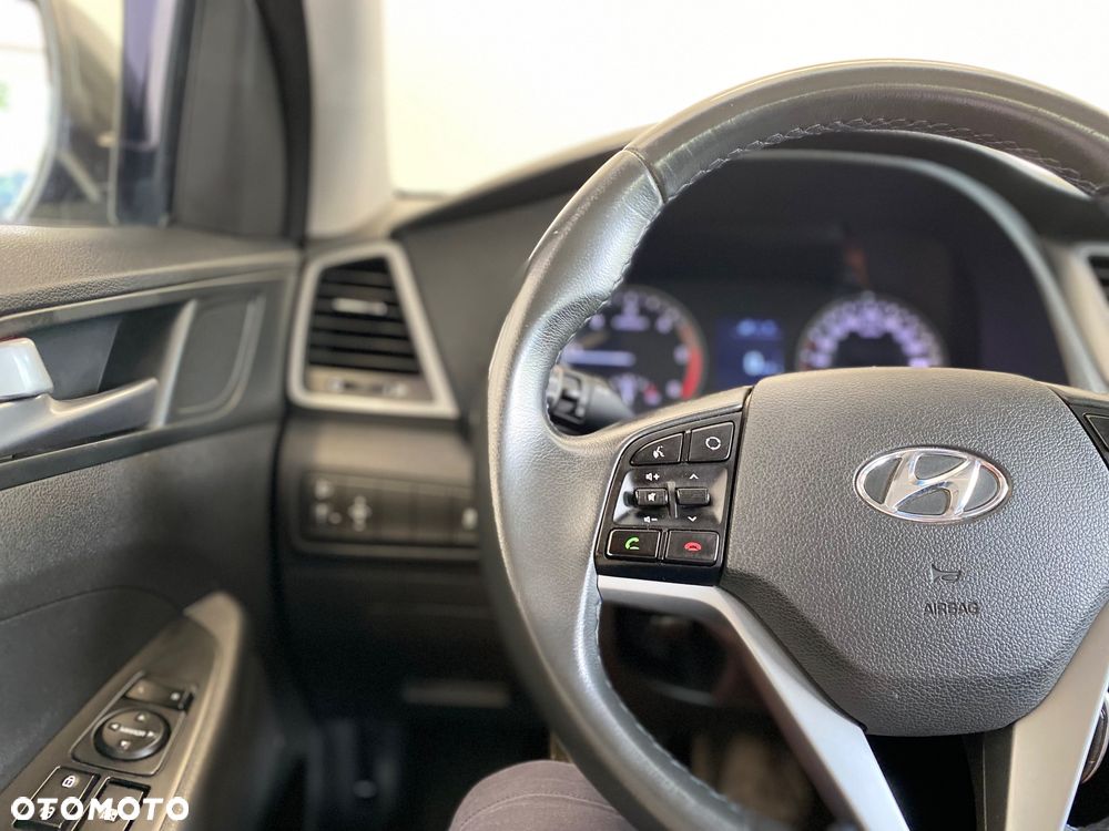 Hyundai Tucson 1.7 CRDI BlueDrive Comfort 2WD - 15