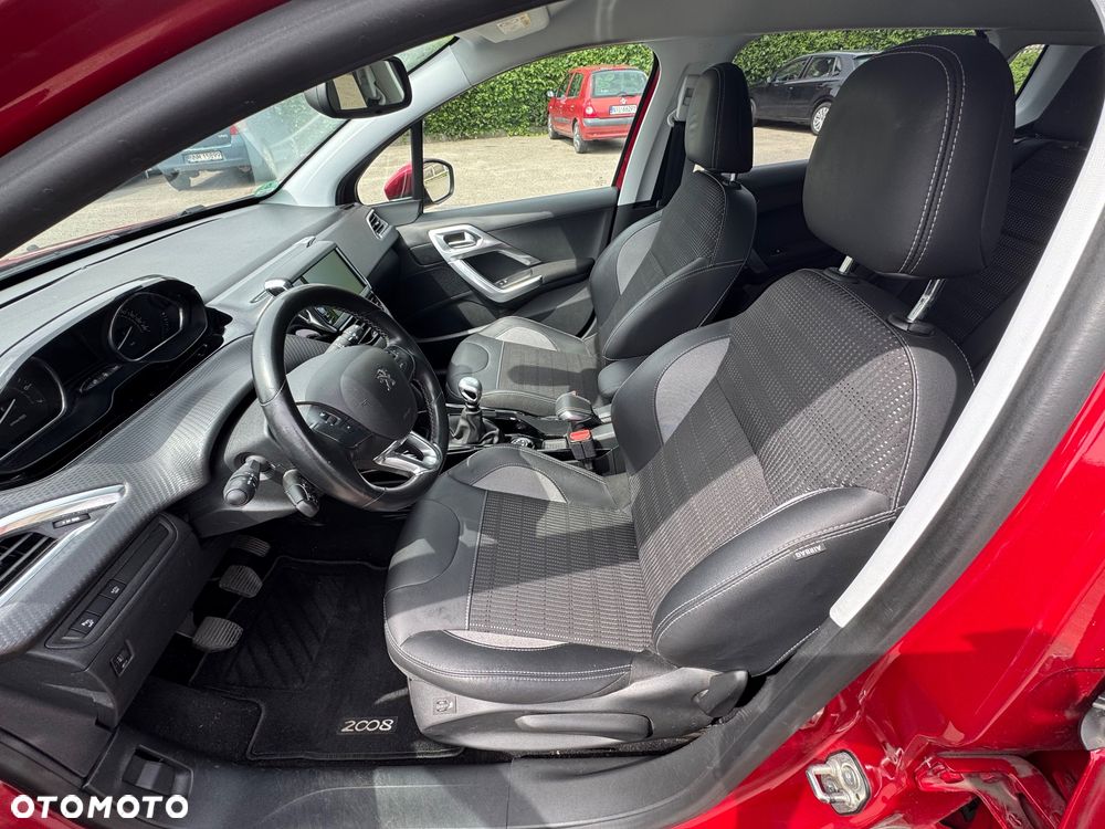 Peugeot 2008 1.2 Pure Tech GPF Active S&S - 9