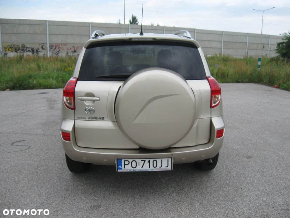 Toyota RAV4 2.0 VVT-i Premium - 4