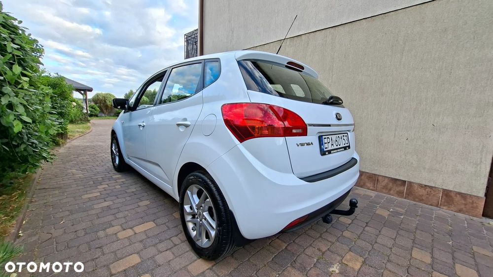 Kia Venga 1.4 CVVT Attract - 3