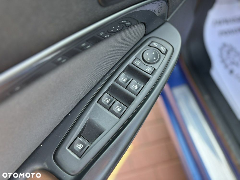 Renault Megane dCi 160 FAP Coupe-Cabriolet GT - 14