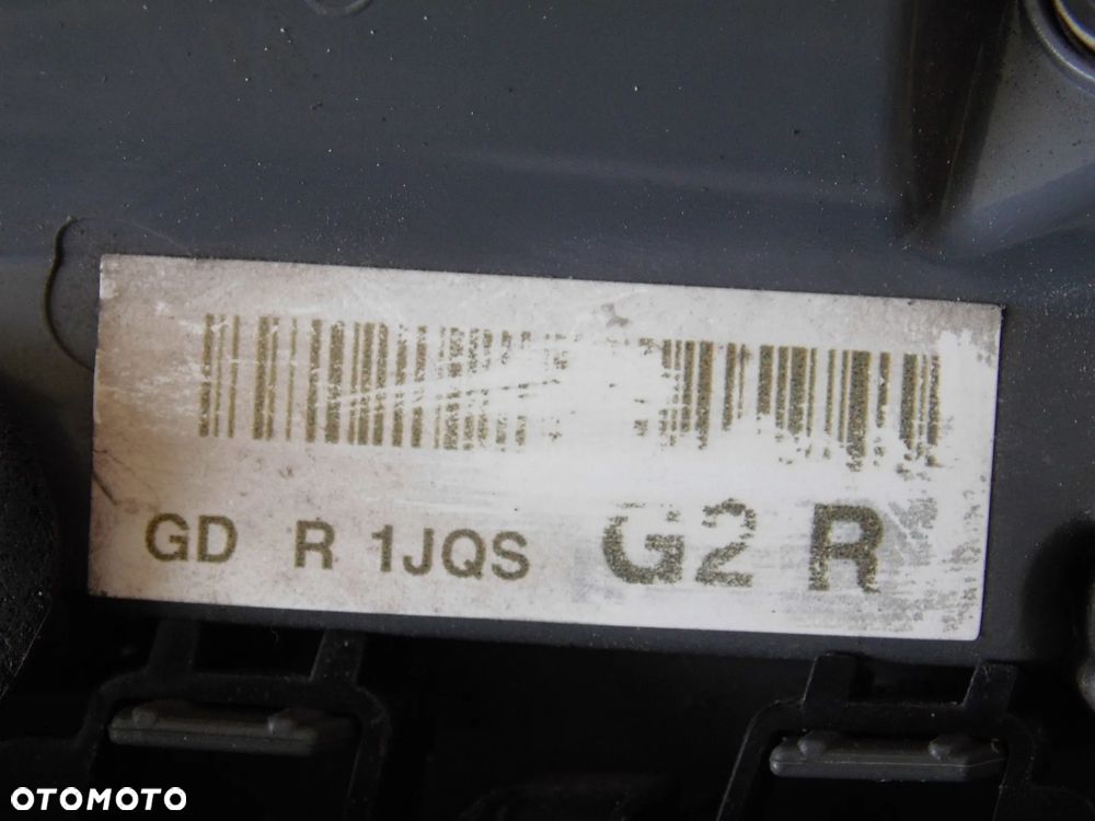 LAMPA W KLAPĘ HYUNDAI I30 II HATCHBACK PRAWA TYLNA ORYGINAŁ - 7