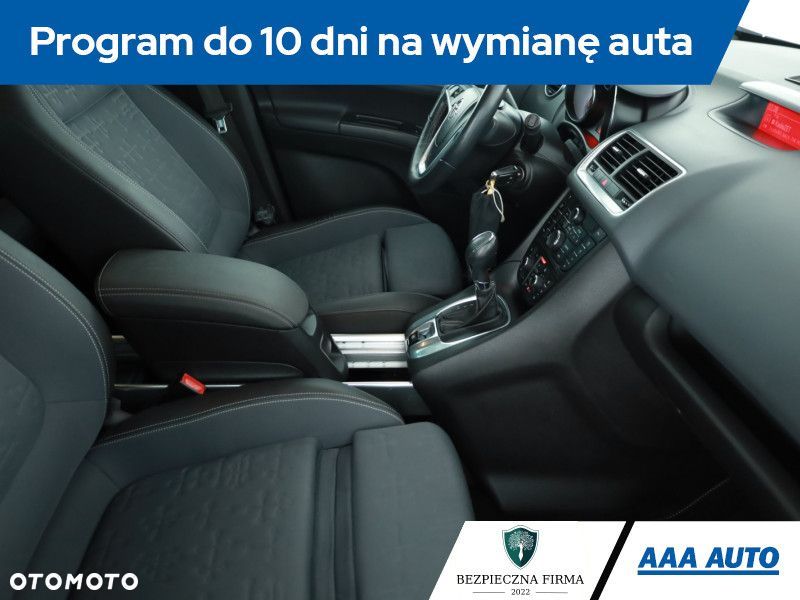 Opel Meriva - 9