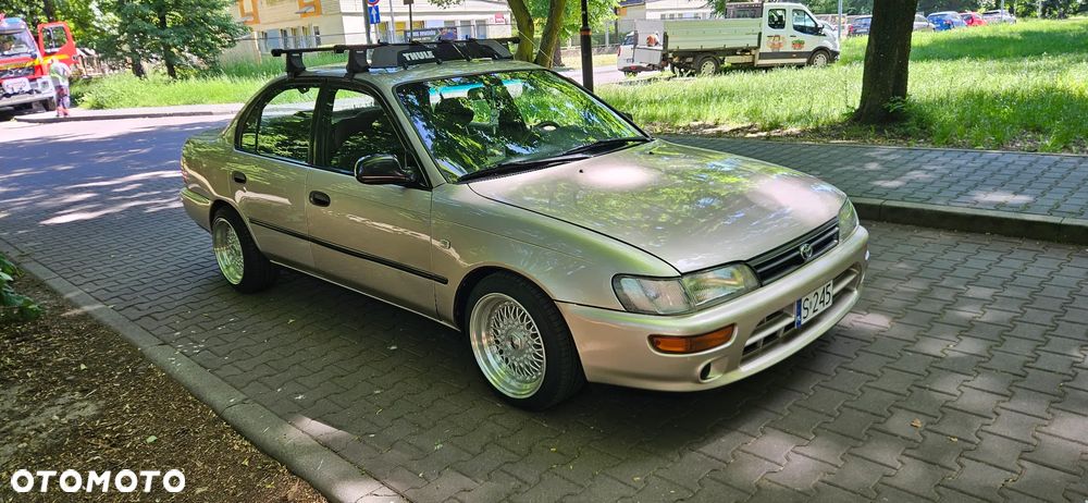 Toyota Corolla - 3