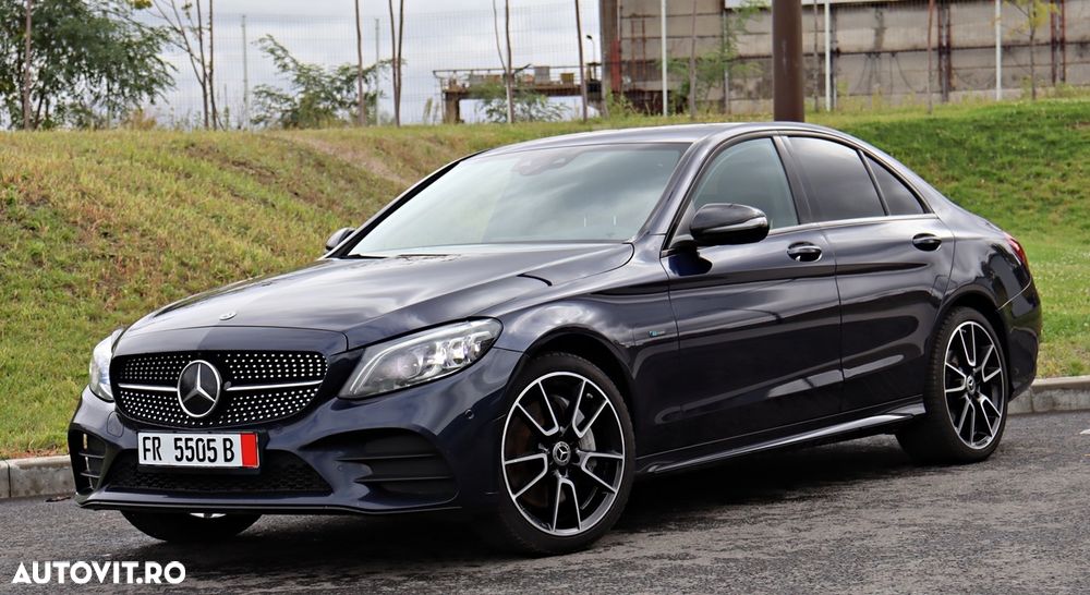 Mercedes-Benz C 300 e 9G-TRONIC AMG Line - 10